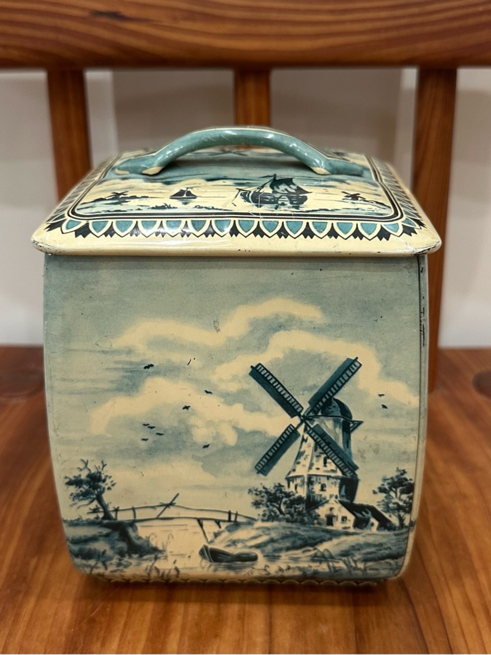 Vintage Royal Verkade Dutch Zaandam Holland Windmill Boats Tin Container Germany